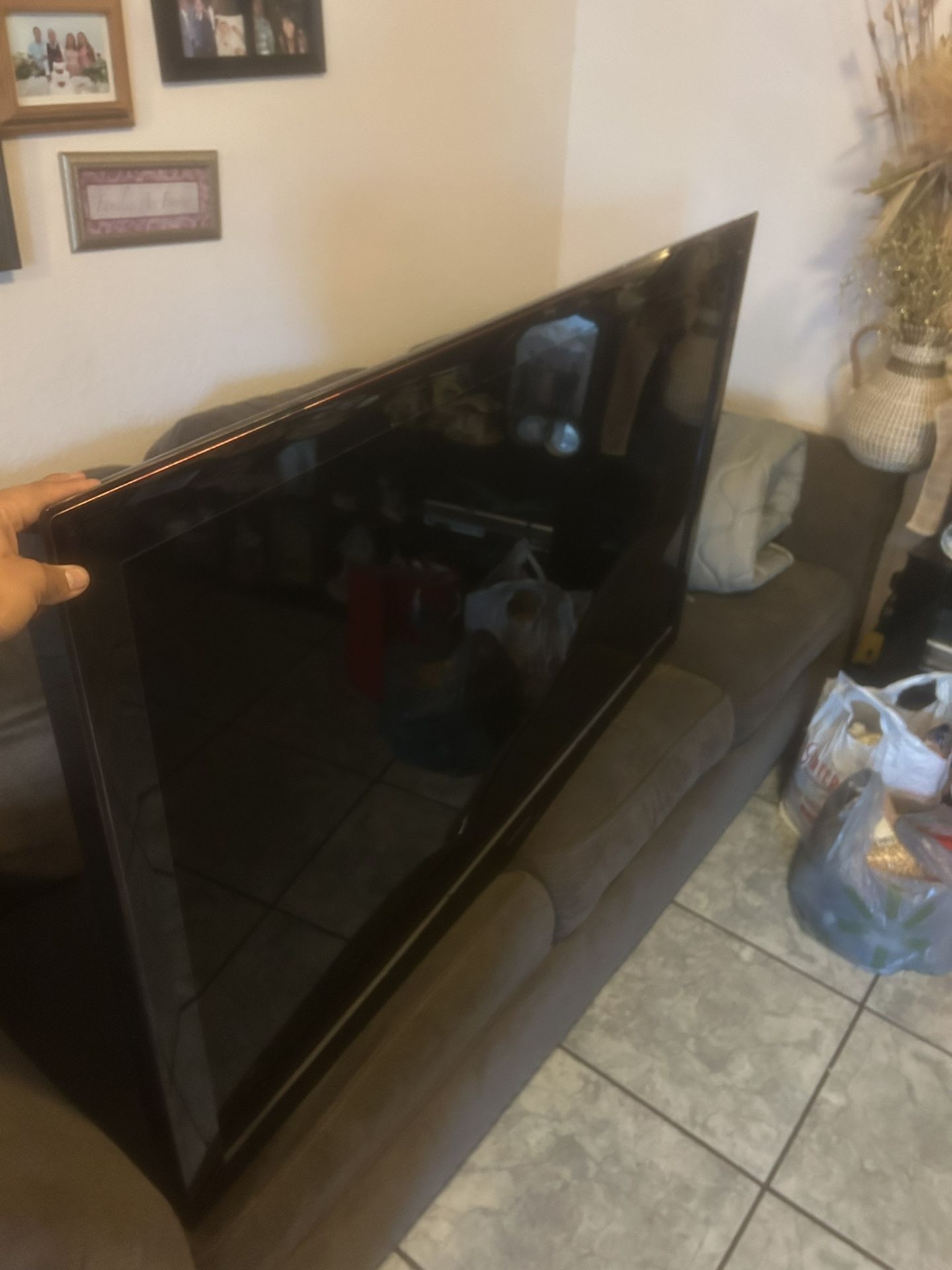 50’ Samsung Tv 