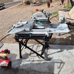 RIDGID  WET TILE SAW 