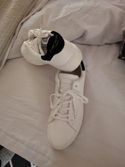 Leather sneakers