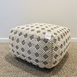 Kodi Square Pouf