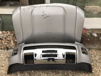 2015 2018 GMC Canyon front bumper and hood and rims