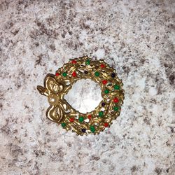Vintage Christmas Wreath Broach
