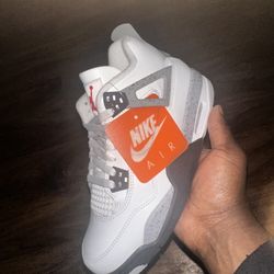 Jordan 4 White Cement 
