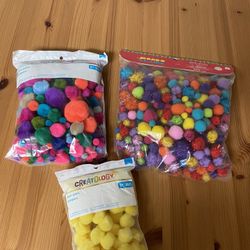 Arts & Crafts Supplies 