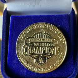 LA Dodgers Back to Back World Champion Coin