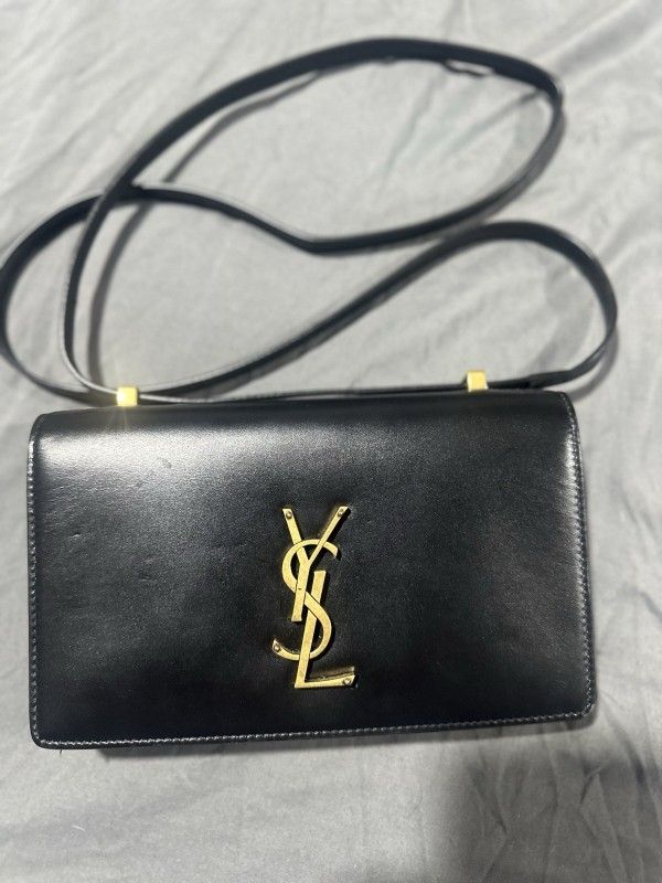 Saint Laurent Kate Shoulder Bag Medium Black Leather