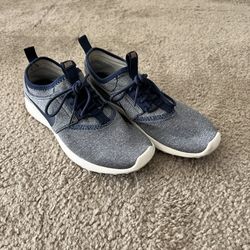 Nike Women’s Juvenate 