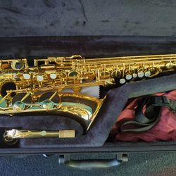 Yamaha Alto Saxophone YAS-280 Very Clean Like NEW
