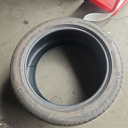 295/40/20 Michelin tire 295 40 20