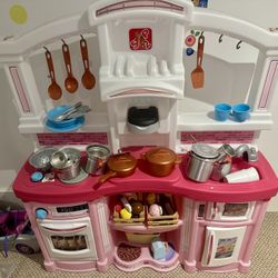 Play Kitchen