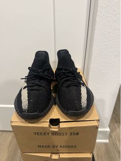 Yeezy 350 Oreo size 10.5