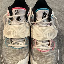 Kyrie Flytrap NIKE