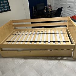 Twin trundle bed with matresses