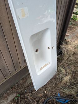 Ikea sink--PLEASE  READ DESCRIPTION --
