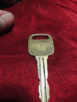 Old Mazda master key to open and start the car