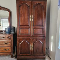 Entertainment Center 