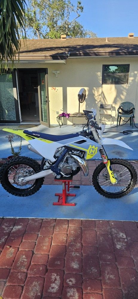 2024 Husqvarna TC85 dirtbike