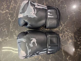 Marvel x Hayabusa Boxing Gloves 16oz – Like New