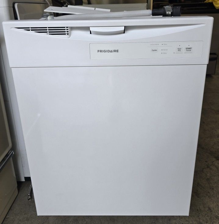 Dishwasher In White