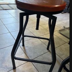 3 Bar Stools 