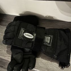 Black Sports Gloves