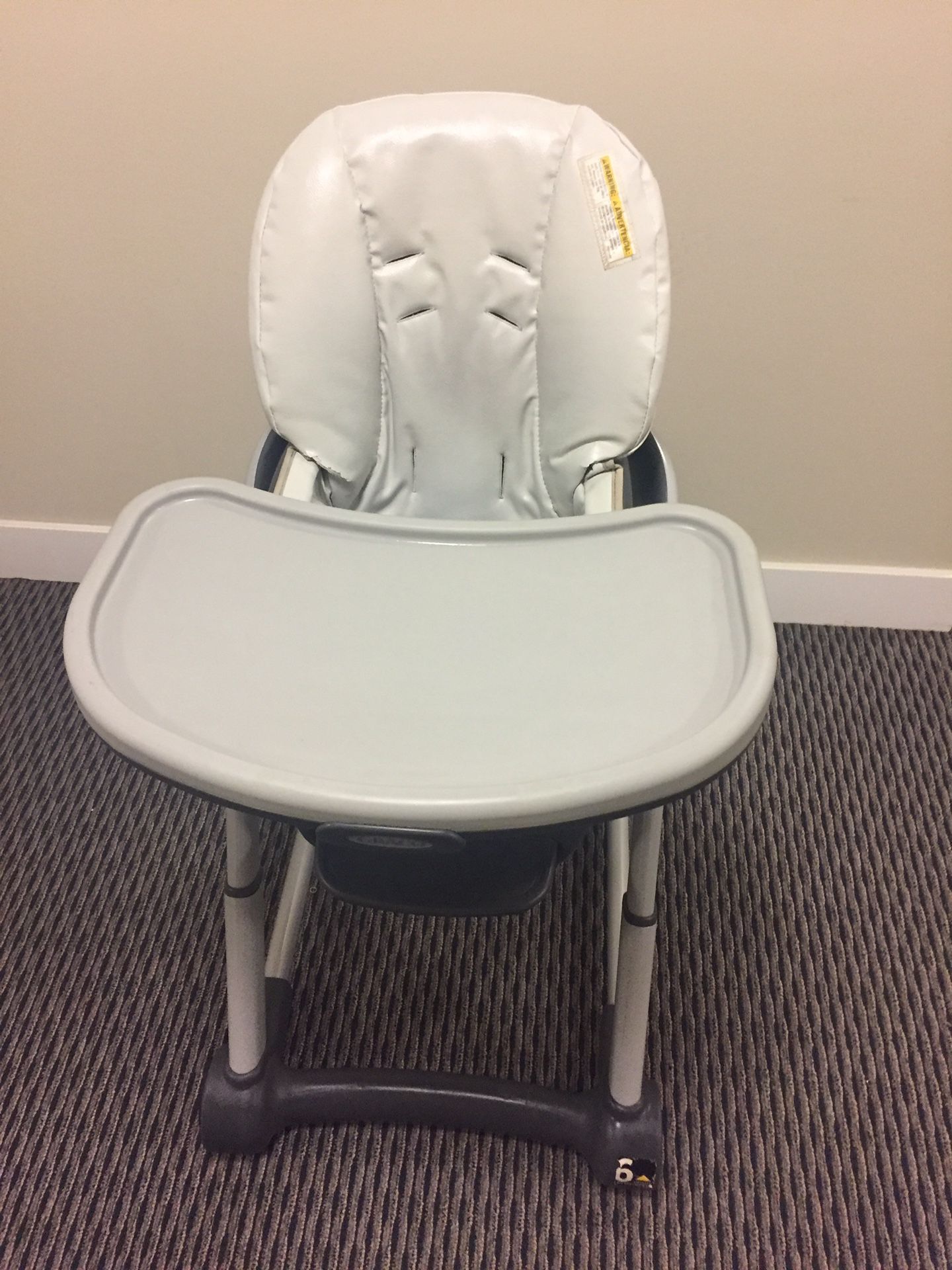Graco high chair for Sale in Hightstown, NJ OfferUp