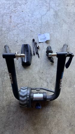 Kickr Snap Bike Trainer