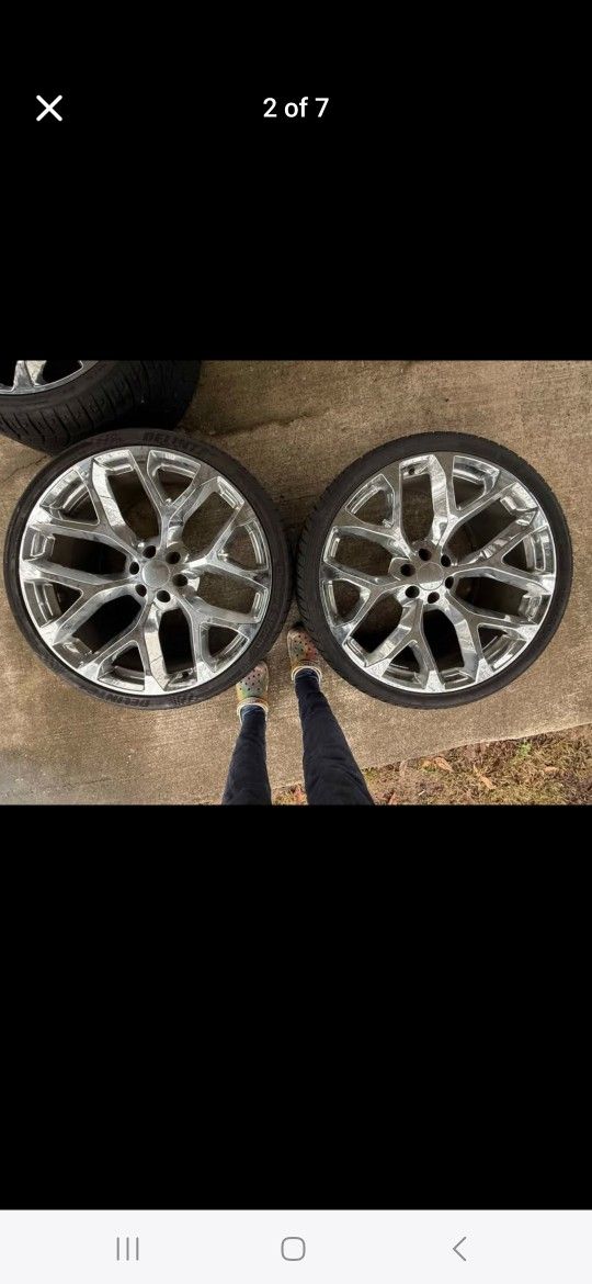 26-inch Snowflake CAME OFF 2011 Tahoe