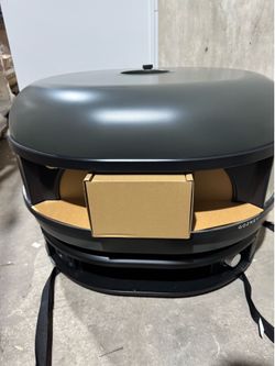 GOZNEY Dome Propane Outdoor Pizza Oven in Off-Black