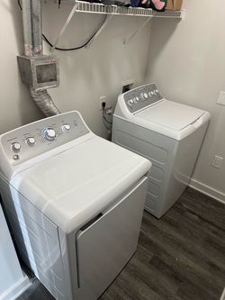 GE high capacity large washer dryer (Delivery available!)