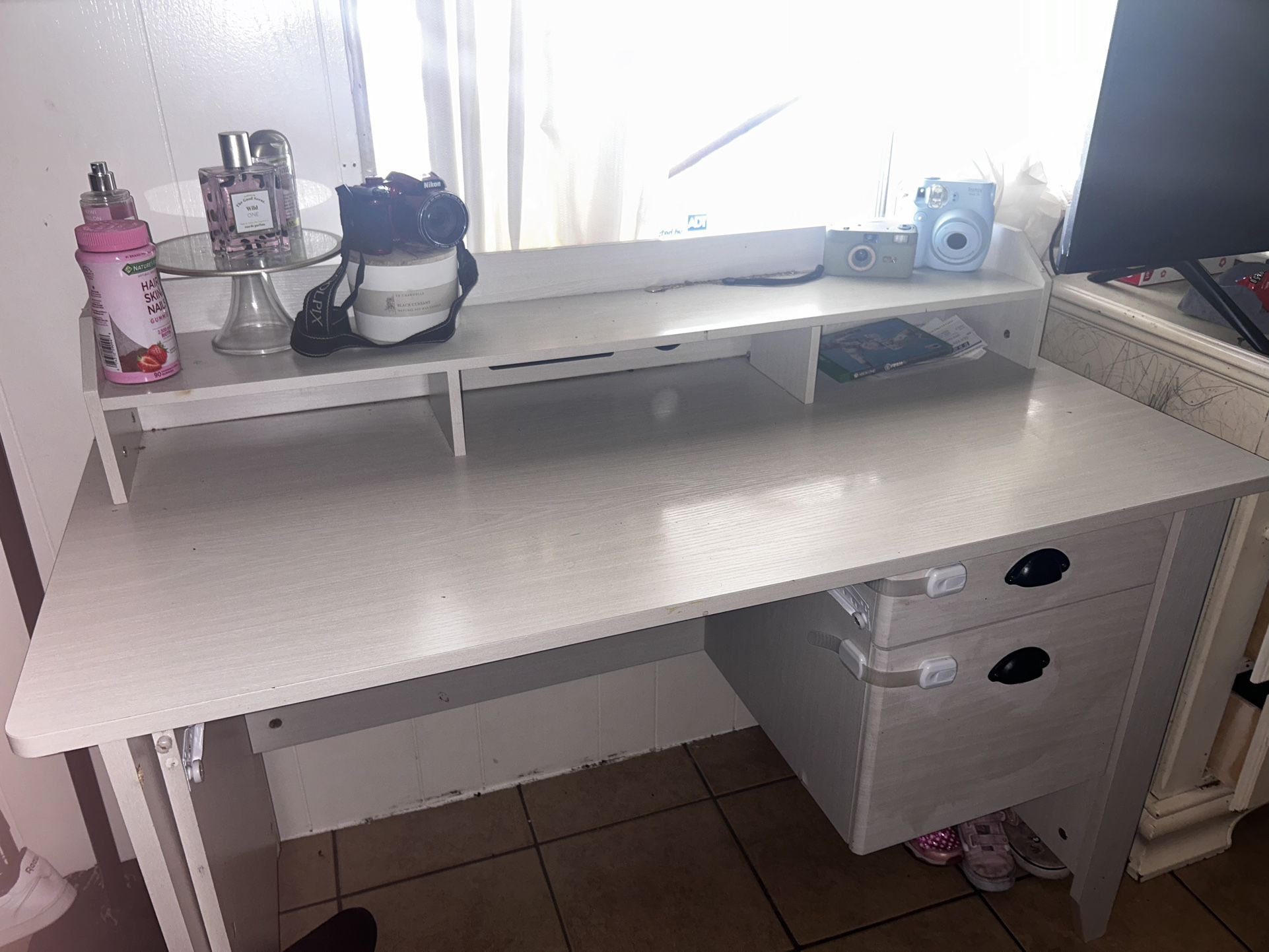 Computer Desk/vanity 