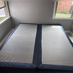 Cal king size box spring / Base