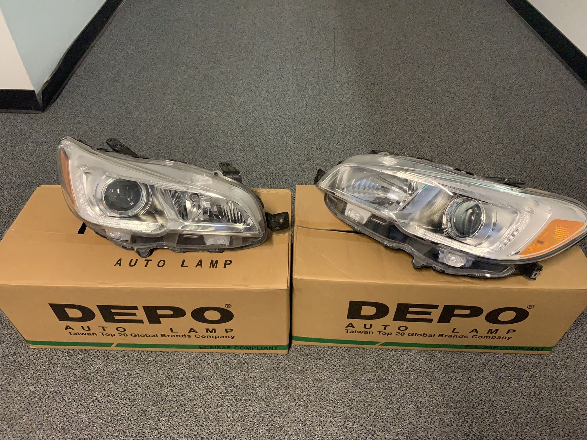 2015-2019 Subaru wrx sedan OEM headlights