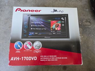 Pioneer touchscreen car radio