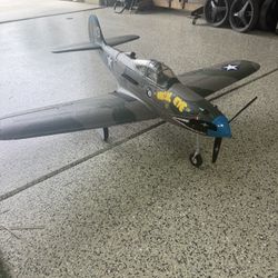 EFlite P-39 Aircobra With 3 Batteries