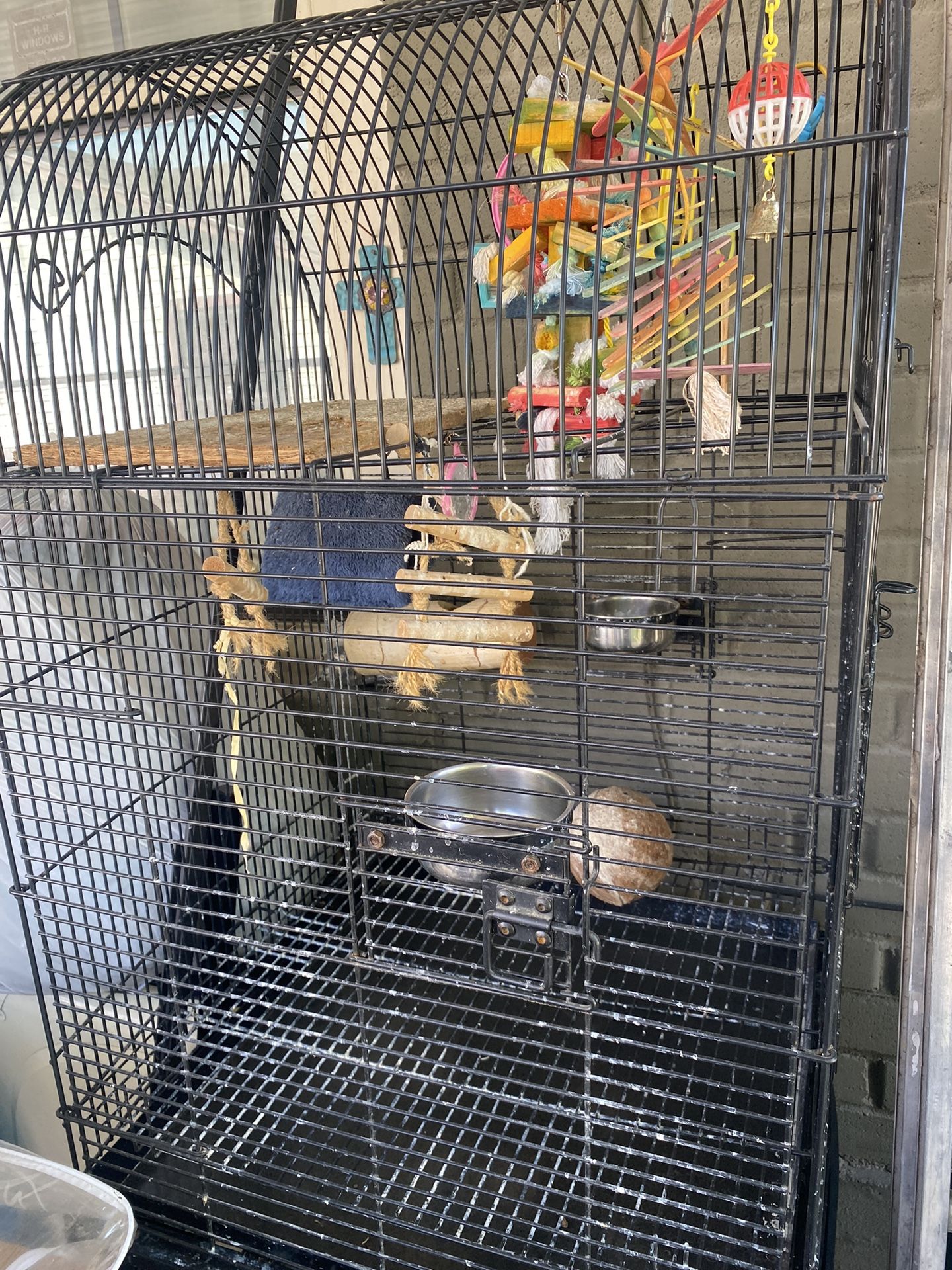 Bird Cage With Accessories 