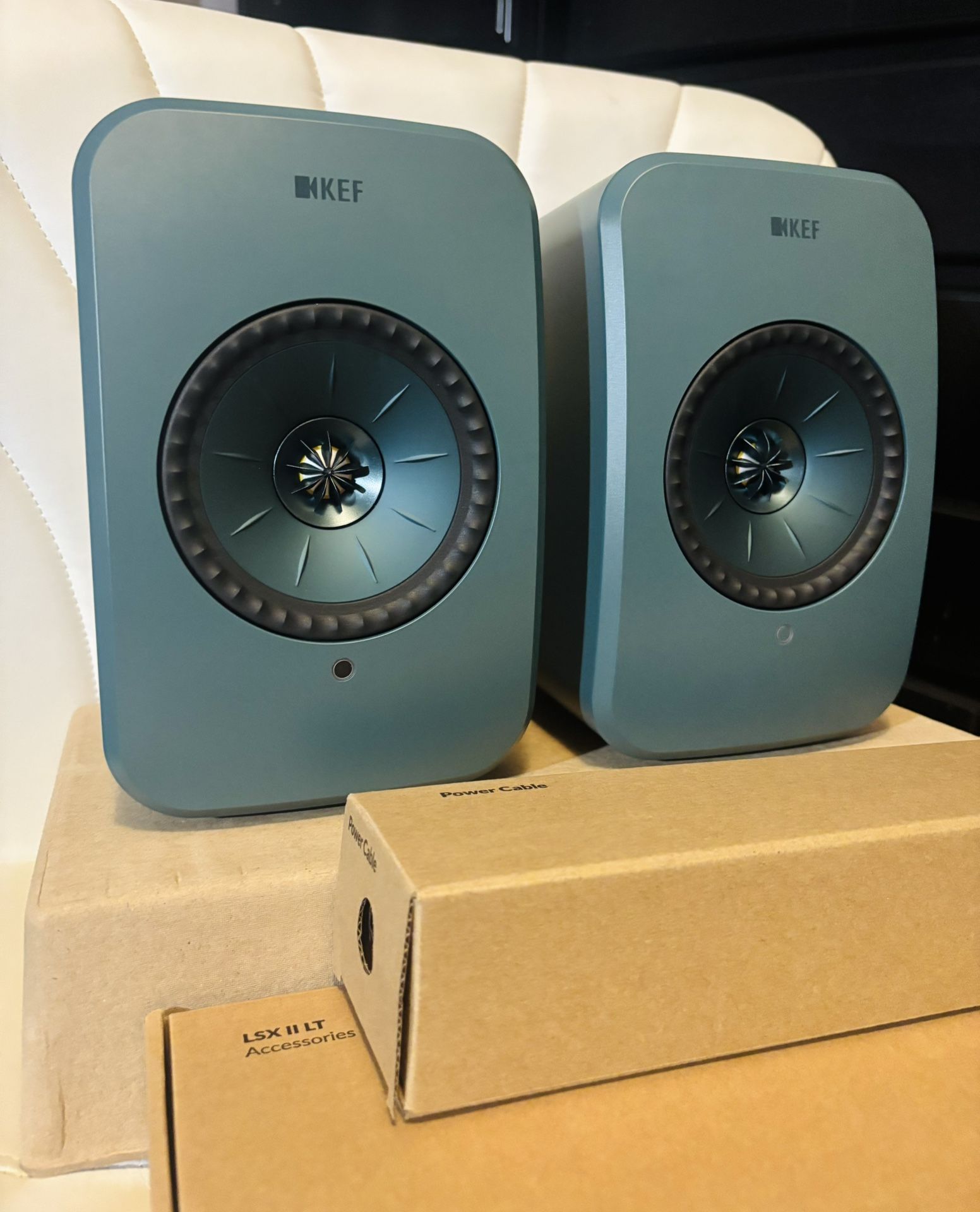 KEF LSX II LT β WIRELESS HI-FI MONITOR SPEAKERS β Audiophile Sound, Bluetooth, AirPlay 2, USB-C, TV & Desktop Ready