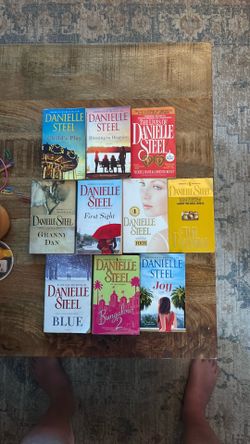 Danielle Steel book lot
