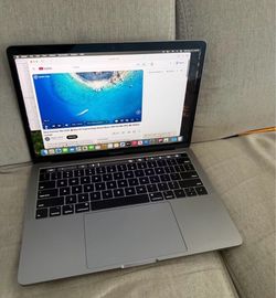 MacBook Pro 13” Touch Bar 1Tb ssd i7