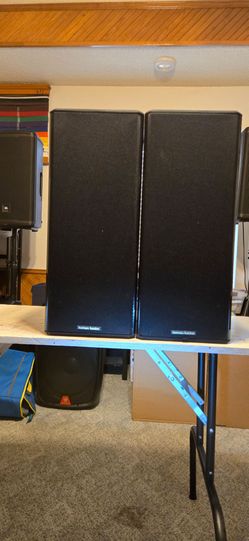 harman/kardon speaker pair