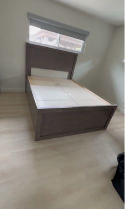 Lots of storage many sizes and color s