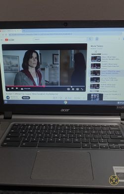 HOT PINK ACER CHROMEBOOK 15
