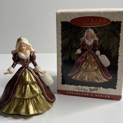 Hallmark 1996 Collector’s Series Holiday Barbie Keepsake Ornament #4