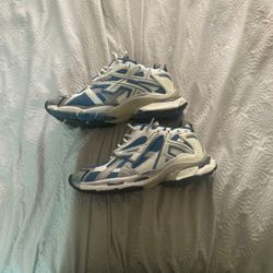 Trade or buy Balenciaga Runners Blue And White buy or trade