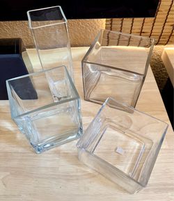 Set of 4 square/rectangle clear glass vases