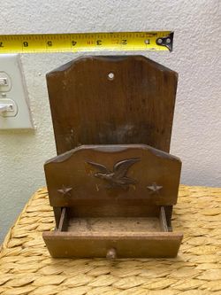 REPISA ANTIGUA DE MADERA CON GAVETAS