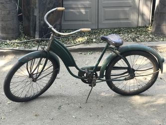 Bicycle girls road master 1935-37 pre war 300.00