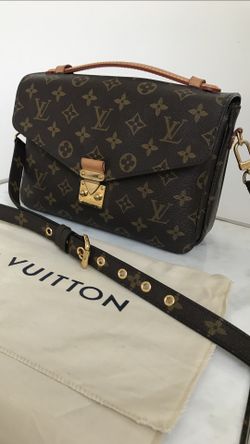 gently used louis vuitton bag