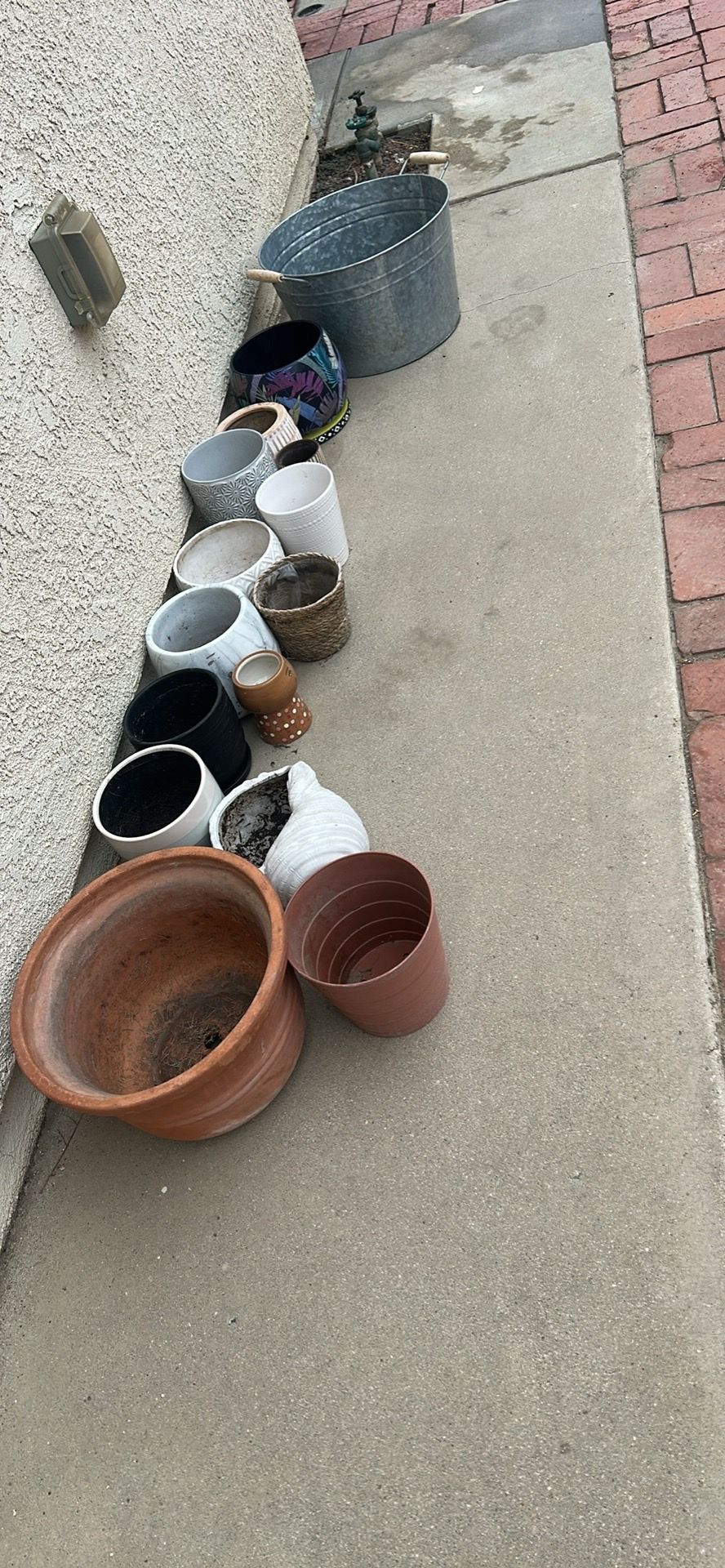 Multiple plant pots