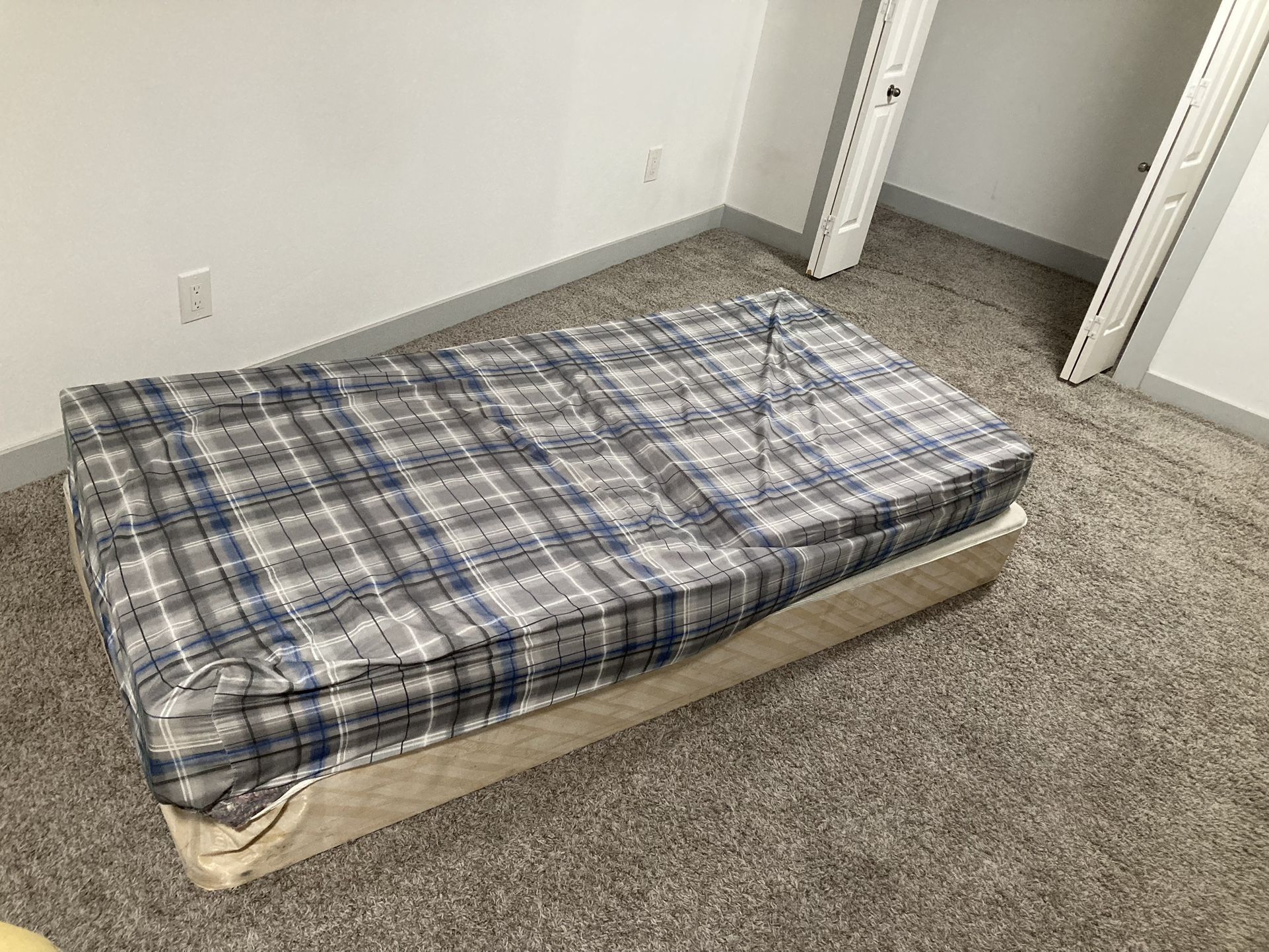 2 Twin Mattresses And Box Spring